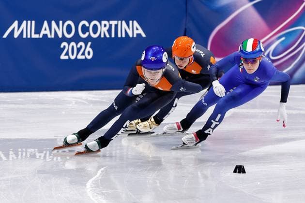 MILAN , 20-02-2026 , Milano Ice Skating Arena , Olympic Winter games, Winterspiele,Spiele, Summer games 2026 - Short Track 20-02 Women 1500m Quarterfinals , Picture shows Suzanne Schulting , Xandra Velzeboer , Elisa Confortola Olympic Winter Games 2026 - Short Track 20-02  x201765076x Copyright: