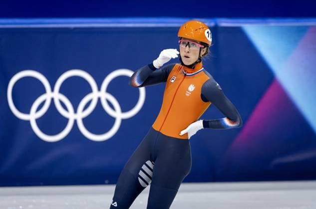 MILAN - Suzanne Schulting during the 1500-meter short track Speed skating, Eisschnelllauf quarterfinals at the Milan Ice Skating Arena at the Milan Winter Olympics. IRIS VAN DEN BROEK ANP xVIxANPxSportx xxANPxIVx 551308628 originalFilename: 551308628.jpg