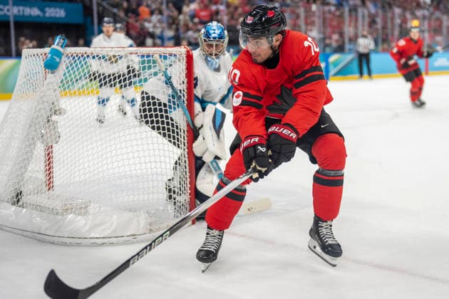 Ice hockey, Eishockey - Milano Cortina 2026 Winter Olympics: Day 14 Thomas Harley during the Men s Playoffs Semi-final match between Canada and Finland of the Milano Cortina 2026 Winter Olympic Games, Olympische Spiele, Olympia, OS at Milano Santagiulia Ice Hockey Arena on February 20, 2026 in Milan, Italy. Milano Italy  Copyright: xAndrzejxIwanczukx originalFilename:iwanczuk-icehocke260220_npa5d.jpg