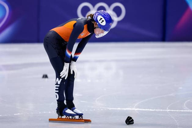 2026-02-20 Short Track Speed skating, Eisschnelllauf - Milano Cortina 2026 Winter Olympics - Day 14 MILAN, ITALY - FEBRUARY 20: Michelle Velzeboer of the Netherlands looks dejected after competing in the Women s 1500m during Day 14 of Short Track Speed Skating - Milano Cortina 2026 Winter Olympics at Milano Ice Skating Arena on February 20, 2026 in Milan, Italy. (Photo by Joris Verwijst BSR Agency) Milan Italy Content not available for redistribution in The Netherlands directly or indirectly through any third parties. Copyright: xBSRxAgencyx