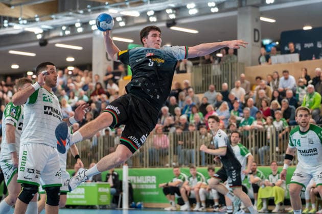 Handball I Herren I Saison 2025-2026 I 2. Bundesliga I 20. Spieltag I HC Oppenweiler Backnang - TUSEM Essen I 20.02.2026 Valentin Willner (5, TUSEM Essen) im Wurf Backnang Murrtal Arena Baden-Württemberg Deutschland Copyright: xLobeca MaxxPetershansx