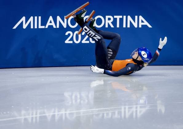 MILAN - Xandra Velzeboer during the 1500-meter short track Speed skating, Eisschnelllauf semifinals at the Milan Ice Skating Arena at the Milan Winter Olympics. IRIS VAN DEN BROEK ANP xVIxANPxSportx xxANPxIVx 551312350 originalFilename: 551312350.jpg