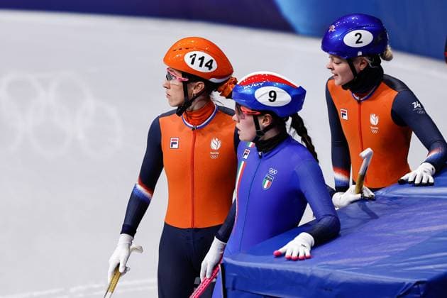 MILAN , 20-02-2026 , Milano Ice Skating Arena , Olympic Winter games, Winterspiele,Spiele, Summer games 2026 - Short Track 20-02 Women 1500m Semifinals , Picture shows Xandra Velzeboer, Suzanne Schulting, Elisa Confortola disappointed Olympic Winter Games 2026 - Short Track 20-02  x201766024x Copyright: