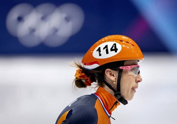 MILAN - Suzanne Schulting during the 1500-meter short track Speed skating, Eisschnelllauf semifinals at the Milan Ice Skating Arena at the Milan Winter Olympics. ROBIN VAN LONKHUIJSEN ANP xVIxANPxSportx xxANPxIVx 551313772 originalFilename: 551313772.jpg