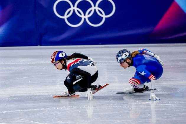 Corinne Stoddard of United States of America and Minjeong Choi of Republic of Korea Women s 1500m Semifinals, Milano Cortina 2026 Winter Olympics: Day 14, Short Track Speed skating, Eisschnelllauf - Milano Cortina 2026 Winter Olympics: Day 14, Milano Speed Skating Stadium, February 20, 2026, Milan, Italy.