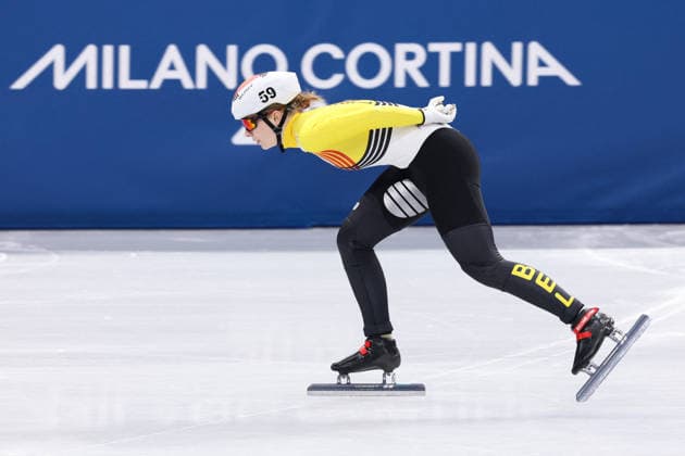 Winter Olympics - Short Track Speed skating, Eisschnelllauf Women s 1500m Tineke den Dulk of Team Belgium competes in the Short Track Speed Skating Women s 1500m during Day 14 of the Milano Cortina 2026 Winter Olympics at Milano Ice Skating Arena on February 20, 2026 in Milan, Italy. Photo by Alexis Jumeau ABACAPRESS.COM Milan Italy  Copyright: xJumeauxAlexis ABACAx