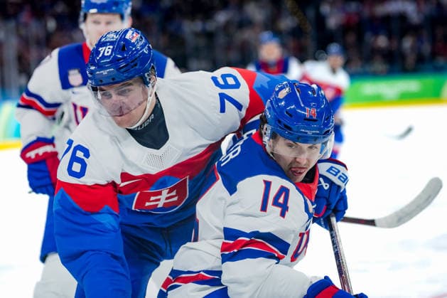 OLYMPICS - Winter Olympic Games, Olympische Spiele, Olympia, OS Milano Cortina 2026 MILAN,ITALY,20.FEB.26 - OLYMPICS, Ice hockey, Eishockey - Winter Olympic Games Milano Cortina 2026, semifinal, USA vs Slovakia, men. Image shows Martin Pospisil (SVK) and Brock Faber (USA).  GEPAxpictures xMatthiasxTrinkl