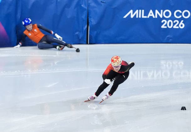 (260220) -- MILAN, Feb. 20, 2026 -- Yang Jingru of China competes during the short track Speed skating, Eisschnelllauf women s 1500m semifinal at the Milan-Cortina 2026 Olympic Winter games, Winterspiele,Spiele, Summer games in Milan, Italy, Feb. 20, 2026. ) (MICO2026)ITALY-MILAN-OLYMPIC WINTER GAMES-SHORT TRACK SPEED SKATING-WOMEN S 1500M-SEMIFINALS XuexYuge 