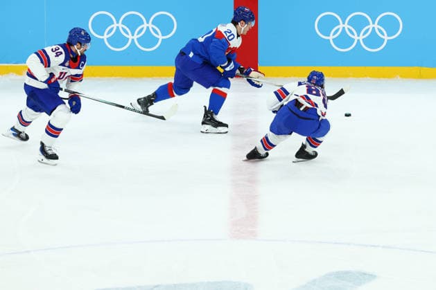 February 20, 2026, Milan, Lombardy, Italy: JURAJ SLAFKOVSKY 20 of Slovaka in the Semifinal game between Team United States (USA) and Team Slovakia (SVK) at the Milano Cortina 2026 Olympic Games, Olympische Spiele, Olympia, OS Olympics 2026: Milano Cortina: Ice hockey, Eishockey Men s Semifinal: USA:SVK  - ZUMAc179 20260220_oly_c179_148 Copyright: xMickaelxChavetx