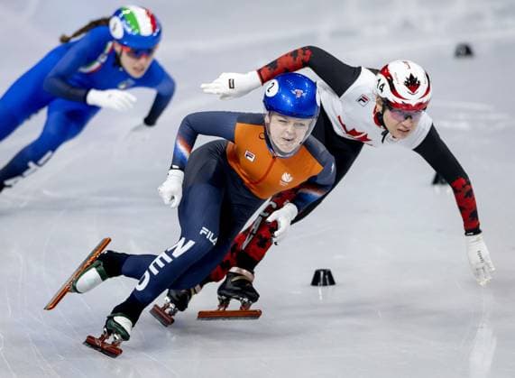 MILAN - Xandra Velzeboer during the B final of the 1500-meter short track Speed skating, Eisschnelllauf event at the Milan Ice Skating Arena at the Milan Winter Olympics. IRIS VAN DEN BROEK ANP xVIxANPxSportx xxANPxIVx 551318286 originalFilename: 551318286.jpg