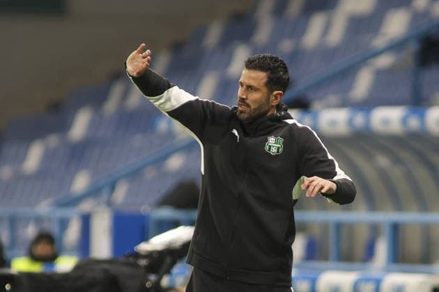 Fabio Grosso Head Coach of US Sassuolo gestures during US Sassuolo vs Hellas Verona, 26Â° Serie A Enilive 2025-26 game at Mapei stadium - Citta del Tricolore in Reggio nell Emilia (RE), Italy, on February 20, 2026.  Copyright: xDavidexCasentini IPAxSportx xipa-agency.netx xx IPA_71793378 IPA_Agency_IPA71793378