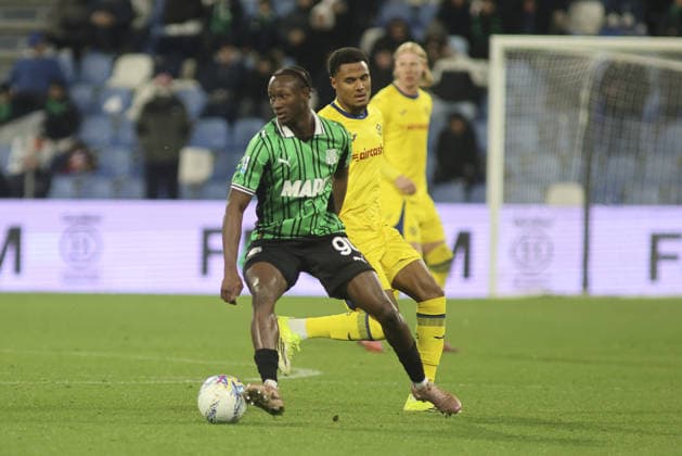 Ismael Kone of US Sassuolo play the ball during US Sassuolo vs Hellas Verona, 26Â° Serie A Enilive 2025-26 game at Mapei stadium - Citta del Tricolore in Reggio nell Emilia (RE), Italy, on February 20, 2026.  Copyright: xDavidexCasentini IPAxSportx xipa-agency.netx xx IPA_71794753 IPA_Agency_IPA71794753