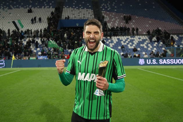 Sassuolo™s Domenico Berardi Panini player of the match during the Serie A soccer match between Sassuolo and Verona at the Mapei Stadium Citta™ del Tricolore in Reggio Emilia - Friday , February 20, 2026. - Soccer .  Copyright: xGiannixSantandrea LaPressex