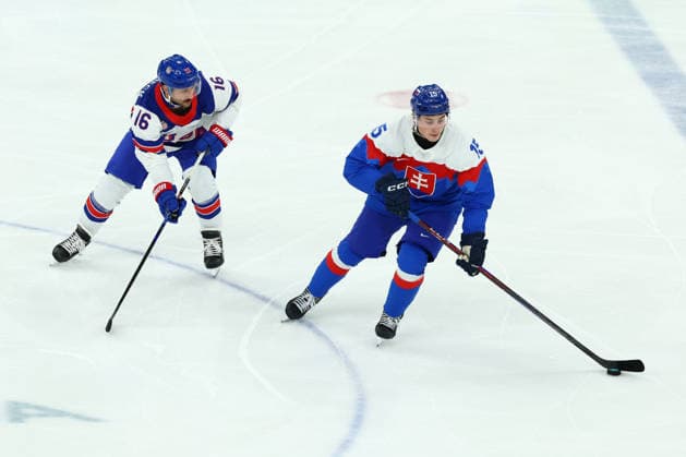 February 20, 2026, Milan, Lombardy, Italy: VINCENT TROCHECK 16 of USA and DALIBOR DVORSKY 15 of Slovakia contest the puck in the Semifinal game between Team United States (USA) and Team Slovakia (SVK) at the Milano Cortina 2026 Olympic Games, Olympische Spiele, Olympia, OS Olympics 2026: Milano Cortina: Ice hockey, Eishockey Men s Semifinal: USA:SVK  - ZUMAc179 20260220_oly_c179_169 Copyright: xMickaelxChavetx