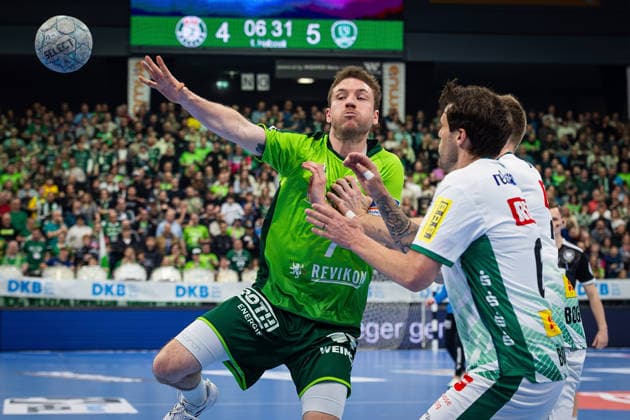 20.02.2026, xovx, Handball Daikin Handball Bundesliga, HSG Wetzlar - SC DHfK Leipzig v.l. Dominik Mappes (HSG Wetzlar), Dean Bombac (SC DHfK Leipzig), William Bogojevic (SC DHfK Leipzig) Wetzlar Buderus-Arena Hessen Deutschland (DE)