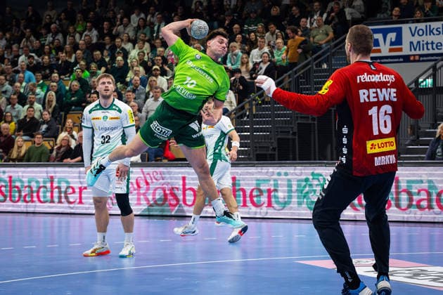 20.02.2026, xovx, Handball Daikin Handball Bundesliga, HSG Wetzlar - SC DHfK Leipzig v.l. Franz Semper (SC DHfK Leipzig), Josip Simic (HSG Wetzlar), Lucas Krzikalla (SC DHfK Leipzig), Tomas Mrkva (SC DHfK Leipzig) Wetzlar Buderus-Arena Hessen Deutschland (DE)