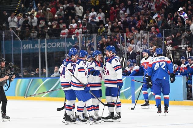 February 20, 2026, Milano, Lombardia, Italy: Team Usa exults during the Winter Olympic Games, Olympische Spiele, Olympia, OS Milano Cortina 2026, at the Milano Santagiulia IHO Arena, on February 20, 2026 in Milano, Italy Olympics 2026: Milano Cortina: Ice hockey, Eishockey Men s  - ZUMAm345 20260220_oly_m345_066 Copyright: xFedericoxManonix