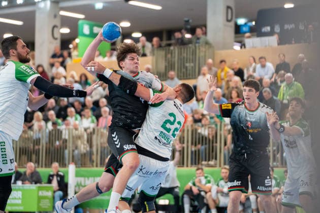 Handball I Herren I Saison 2025-2026 I 2. Bundesliga I 20. Spieltag I HC Oppenweiler Backnang - TUSEM Essen I 20.02.2026 Felix Göttler (4, TUSEM Essen) im Wurf Backnang Murrtal Arena Baden-Württemberg Deutschland Copyright: xLobeca MaxxPetershansx