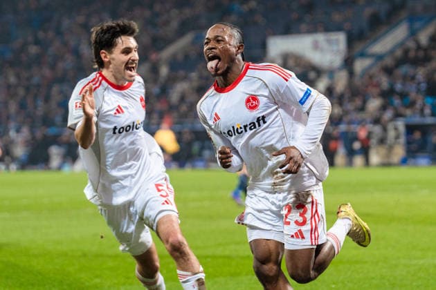Deutschland: 2. Bundesliga 2025 2026 23. Spieltag, VfL Bochum vs. 1. FC Nürnberg Freitag, 20.02.2026 Vonovia Ruhr Stadion, Nordrhein-Westfalen Tor zum 0:1 durch Mohamed Ali Zoma (1. FC Nürnberg, 23) Jubel Freude Emotionen Torjube Tom Baack (1. FC Nürnberg, 5)