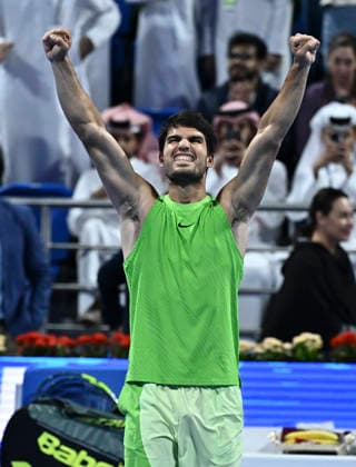 February 20, 2026, Doha, Qatar: CARLOS ALCARAZ of Spain celebrates after winning against Andrey Rublev of Russia (Not seen) in the Semifinal at the ATP, Tennis Herren men s Qatar ExxonMobil Open 2026 tennis tournament at the Khalifa International Tennis Complex. Alcaraz won against Rublev 7-6,6-4. Doha Qatar - ZUMAs197 20260220_aaa_s197_206 Copyright: xNoushadxVariyattiyakkalx
