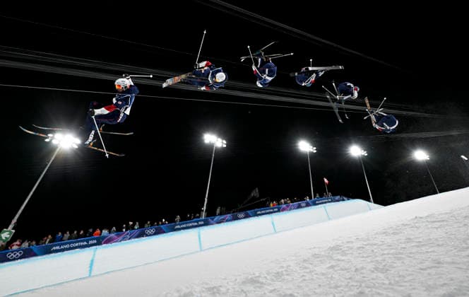 (260221) -- LIVIGNO, Feb. 21, 2026 -- This multi-exposure photo shows Alex Ferreira of the United States competing during the freestyle skiing men s freeski halfpipe final at the Milan-Cortina 2026 Olympic Winter games, Winterspiele,Spiele, Summer games in Livigno, Italy, Feb. 20, 2026. ) (MICO2026)ITALY-LIVIGNO-OLYMPIC WINTER GAMES-FREESTYLE SKIING-MEN S FREESKI HALFPIPE-FINAL XiaxYifang 
