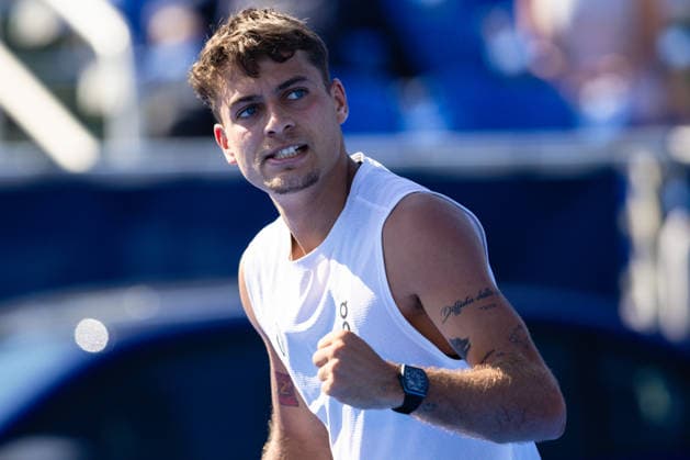 2026 Delray Beach Open - Day 5 - Flavio Cobolli ITA Vs Coleman Wong Hong Kong Flavio Cobolli of Italy pumps his fist against Coleman Wong of Hong Kong during their match on Day 5 of the Delray Beach Open at the Delray Tennis Center in Delray Beach, Florida, on February 20, 2026. Delray Beach FL United States  Copyright: xMauricioxPaizx originalFilename:paiz-2026delr260220_npOJn.jpg