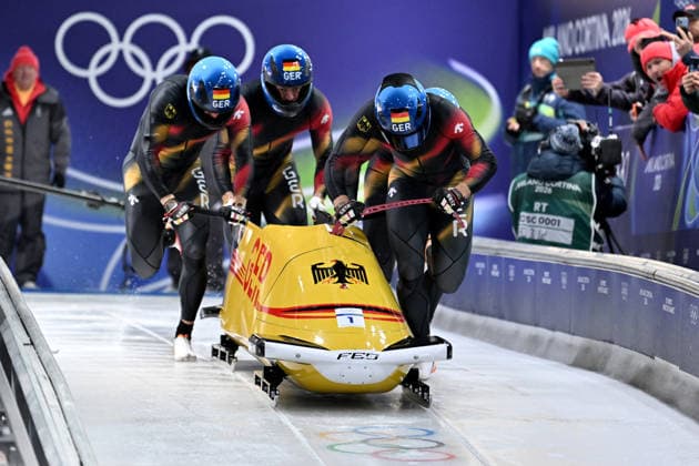 Cortina d Ampezzo, Italy, February 21th 2026. Johannes Lochner, Thorsten Margis, Jorn Wenzel, Georg Fleischhauer of Germany in action during the Bobsleight 4-man Heat 1 race of the Olympic Winter games, Winterspiele,Spiele, Summer games 2026 in Cortina d Ampezzo, Italy. (Photo by Igor Kupljenik Sports Press Photo)  Copyright: xIgorxKupljenikx xSPPx Sportspressphoto_SPR95328