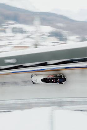 OLYMPICS - Winter Olympic Games, Olympische Spiele, Olympia, OS Milano Cortina 2026 CORTINA D AMPEZZO,ITALY,21.FEB.26 - OLYMPICS, BOBSLEIGH - Winter Olympic Games Milano Cortina 2026, 4-man, heat 1 and 2, men. Image shows Jakob Mandlbauer (AUT), Daniel Bertschler (AUT), Sebastian Mitterer (AUT) and Daiyehan Nichols-Bardi (AUT).  GEPAxpictures xAlexanderxSolc