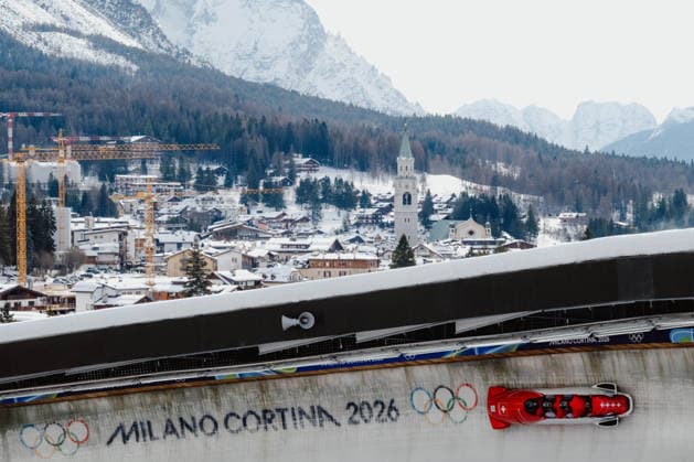 OLYMPICS - Winter Olympic Games, Olympische Spiele, Olympia, OS Milano Cortina 2026 CORTINA D AMPEZZO,ITALY,21.FEB.26 - OLYMPICS, BOBSLEIGH - Winter Olympic Games Milano Cortina 2026, 4-man, heat 1 and 2, men. Image shows Timo Rohner (SUI), Pascal Moser (SUI), Mathieu Hersperger (SUI) and Cyril Bieri (SUI).  GEPAxpictures xAlexanderxSolc