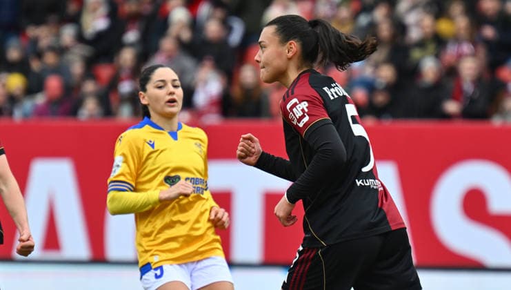 21.02.2026 - Fussball - Saison 2025 2026 - 1. Google Pixel Frauen Bundesliga - 19. Spieltag: 1. FC Nürnberg FCN ( Club Clubfrauen ) - FC Carl Zeiss Jena - Sportfoto Zink - xwoxzix - Torjubel Jubel Freude nach Treffer Tor Torschuß zum 1:0 durch Clara Fröhlich Froehlich (5, 1. FC Nürnberg FCN ) -