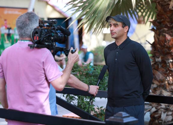Benjamin Hassan (LBN) gibt TV Interview, privat, Dubai Duty Free Tennis Championships, Dubai, U.A.E. Tennis - Dubai Tennis Championships 2026 - ATP, Tennis Herren - Dubai Duty Free Tennis Stadium - Dubai - - United Arab Emirates - 21 February 2026. Copyright: xJuergenxHasenkopfx