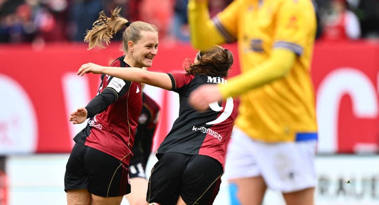 21.02.2026 - Fussball - Saison 2025 2026 - 1. Google Pixel Frauen Bundesliga - 19. Spieltag: 1. FC Nürnberg FCN ( Club Clubfrauen ) - FC Carl Zeiss Jena - Sportfoto Zink - xwoxzix - Torjubel Jubel Freude nach Treffer Tor Torschuß zum 2:0 durch Luisa Guttenberger (4, 1. FC Nürnberg FCN ) -