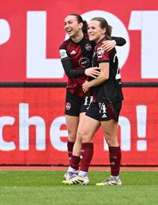 21.02.2026 - Fussball - Saison 2025 2026 - 1. Google Pixel Frauen Bundesliga - 19. Spieltag: 1. FC Nürnberg FCN ( Club Clubfrauen ) - FC Carl Zeiss Jena - Sportfoto Zink - xwoxzix - Torjubel Jubel Freude nach Treffer Tor Torschuß zum 4:0 durch Nastassja Lein (24, 1. FC Nürnberg FCN ) - Lara Meroni (11, 1. FC Nürnberg FCN ) Nastassja Lein (24, 1. FC Nürnberg FCN )