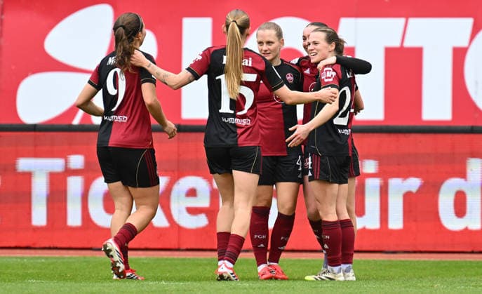 21.02.2026 - Fussball - Saison 2025 2026 - 1. Google Pixel Frauen Bundesliga - 19. Spieltag: 1. FC Nürnberg FCN ( Club Clubfrauen ) - FC Carl Zeiss Jena - Sportfoto Zink - xwoxzix - Torjubel Jubel Freude nach Treffer Tor Torschuß zum 4:0 durch Nastassja Lein (24, 1. FC Nürnberg FCN ) -