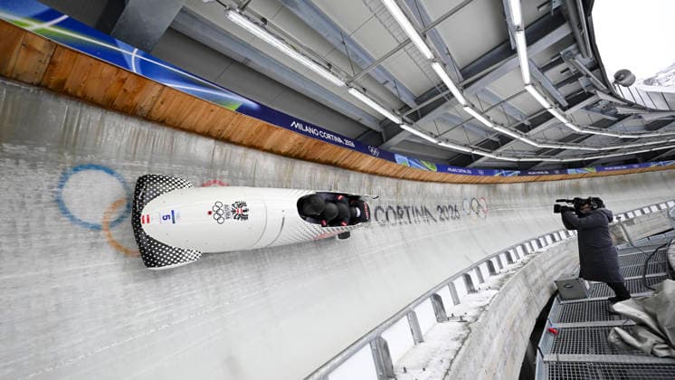 OLYMPICS - Winter Olympic Games, Olympische Spiele, Olympia, OS Milano Cortina 2026 CORTINA D AMPEZZO,ITALY,21.FEB.26 - OLYMPICS, BOBSLEIGH - Winter Olympic Games Milano Cortina 2026, 4-man, heat 1 and 2, men. Image shows Markus Treichl, Markus Sammer, Sascha Stepan and Kristian Huber (AUT).  GEPAxpictures xAlexanderxSolc