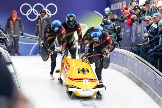 GER – Johannes Lochner, Thorsten Margis, Jörn Wenzel, Georg Fleischhauer, Viererbob der Männer bei den Olympischen Winterspielen Milano Cortina 2026 im Cortina Sliding Centre, Cortina dAmpezzo, Italien, am 21. Februar 2026. compete in the Mens Four-Man bobsleigh event at the Olympic Winter games, Winterspiele,Spiele, Summer games Milano Cortina 2026 at the Cortina Sliding Centre, Cortina dAmpezzo, Italy, on February 21, 2026. *** GER - Johannes Lochner, Thorsten Margis, Jörn Wenzel, Georg Fleischhauer, Mens Four Man bobsleigh at the Olympic Winter Games Milano Cortina 2026 at the Cortina Sliding Centre, Cortina dAmpezzo, Italy, on February 21, 2026 compete in the Mens Four Man bobsleigh event at the Olympic Winter Games Milano Cortina 2026 at the Cortina Sliding Centre, Cortina dAmpezzo, Italy, on February 21, 2026 Copyright: HMBxMedia MarcxNiemeyer