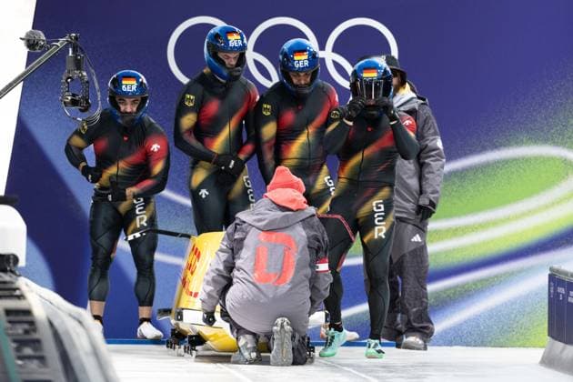 GER – Adam Ammour, Issam Ammour, Joshua Tasche, Alexander Schaller, Viererbob der Männer bei den Olympischen Winterspielen Milano Cortina 2026 im Cortina Sliding Centre, Cortina dAmpezzo, Italien, am 21. Februar 2026. compete in the Mens Four-Man bobsleigh event at the Olympic Winter games, Winterspiele,Spiele, Summer games Milano Cortina 2026 at the Cortina Sliding Centre, Cortina dAmpezzo, Italy, on February 21, 2026. *** GER - Adam Ammour, Issam Ammour, Joshua Tasche, Alexander Schaller, Mens Four Man bobsleigh at the Olympic Winter Games Milano Cortina 2026 at the Cortina Sliding Centre, Cortina dAmpezzo, Italy, on February 21, 2026 compete in the Mens Four Man bobsleigh event at the Olympic Winter Games Milano Cortina 2026 at the Cortina Sliding Centre, Cortina dAmpezzo, Italy, on February 21, 2026 Copyright: HMBxMedia MarcxNiemeyer