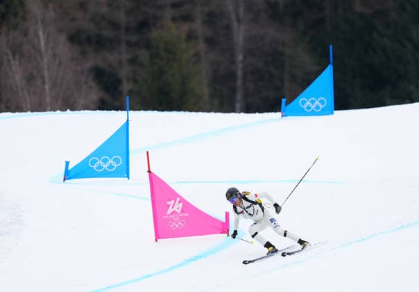 (260221) -- BORMIO, Feb. 21, 2026 -- Bu Luer of China competes during the ski mountaineering mixed relay event at the Milan-Cortina 2026 Olympic Winter games, Winterspiele,Spiele, Summer games in Bormio, Italy, Feb. 21, 2026. ) (MICO2026)ITALY-BORMIO-OLYMPIC WINTER GAMES-SKI MOUNTAINEERING-MIXED RELAY HuxHuhu 