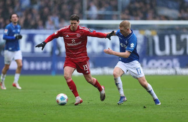 21.02.2026, Fussball 2. Bundesliga, SV Darmstadt 98 - Fortuna Düsseldorf, emonline, emspor, despor, v.l., Cedric Itten (Fortuna Düsseldorf), Kai Klefisch (SV Darmstadt 98) DFL DFB REGULATIONS PROHIBIT ANY USE OF PHOTOGRAPHS AS IMAGE SEQUENCES AND OR QUASI-VIDEO. xdcx