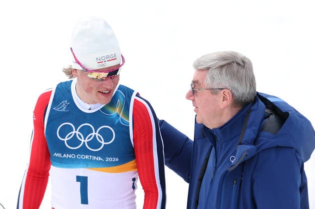 (L-R) KLAEBO Johannes Hoesflot (NOR), Thomas Bach, FEBRUARY 21, 2026 - Cross-Country Skiing : Men s 50km Mass Start Classic during the Milano Cortina 2026 Olympic Winter games, Winterspiele,Spiele, Summer games at Tesero Cross-Country Skiing Stadium in Tesero, Italy. Noxthirdxpartyxsales  aflo_320726071