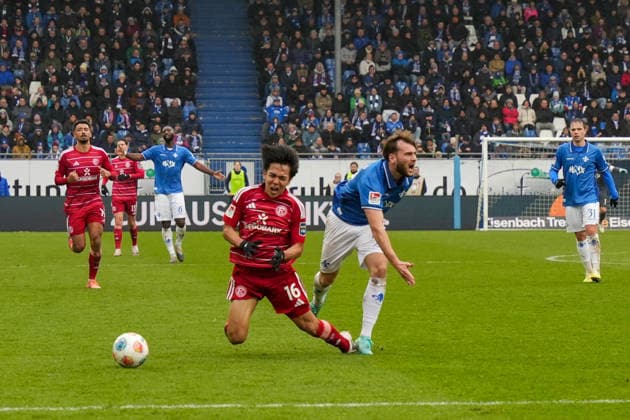 2. Bundesliga: SV Darmstadt 98 vs Fortuna Düsseldorf, Merck-Stadion am Böllenfalltor, 21.02.2026 Zweikampf zwischen Satoshi Tanaka (Fortuna Düsseldorf, 16) und Killian Corredor (SV Darmstadt 98, 34) 2. Bundesliga: SV Darmstadt 98 vs Fortuna Düsseldorf, Merck-Stadion am Böllenfalltor, 21.02.2026 DFB DFL REGULATIONS PROHIBIT ANY USE OF PHOTOGRAPHS AS IMAGE SEQUENCES AND OR QUASI-VIDEO.