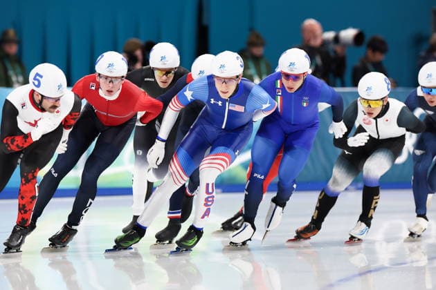 ITALY, MILAN - FEBRUARY 21, 2026: Antoine Gelinas-Beaulieu (L) of Canada, Jordan Stolz (C) of the United States, Daniele di Stefano (3rd R) of Italy, and Shomu Sasaki of Japan (2nd R) compete in the men s mass start Speed skating, Eisschnelllauf semifinal race at Milano Speed Skating Stadium during the 2026 Winter Olympic Games, Olympische Spiele, Olympia, OS 2026 Winter Olympics: Speed Skating  - ZUMAt113 20260221_zaa_t113_369 Copyright: xPeterxKovalevx