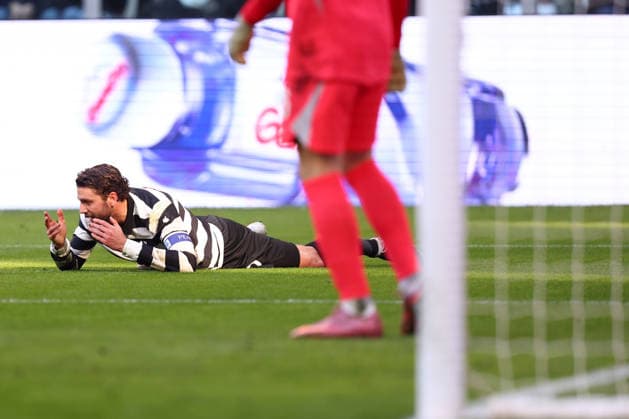 Manuel Locatelli (Juventus Fc) looks dejected, Serie A, Juventus FC v Como 1907 , Allianz Stadium, February 21, 2026, Turin, Italy.