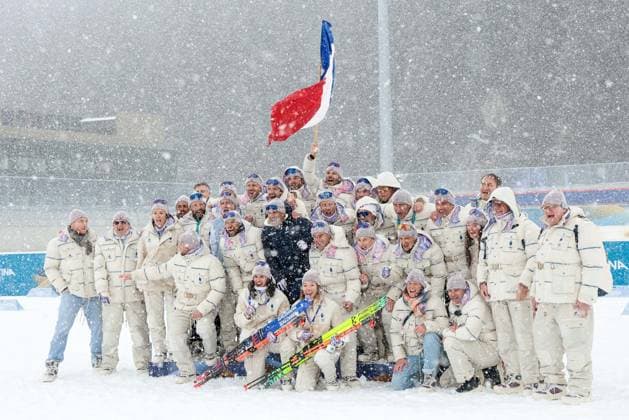 Oceane Michelon (FRA) and Julia Simon (FRA) with France Team at the end of the Olympic Winter games, Winterspiele,Spiele, Summer games Milano-Cortina 2026, Biathlon Women s 12.5km Mass Start on February 21, 2026 at Antholz-Anterselva Biathlon Arena in Anterselva, Italy  Copyright: xLucianoxMariaxBisi IPAxSportx xipa-agency.netx xx IPA_71819285 IPA_Agency_IPA71819285