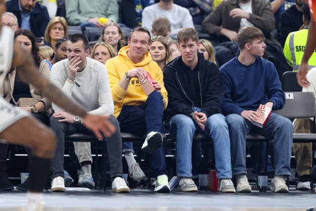 Felix Joch (deutscher Rodler), GER, FC Bayern Basketball vs. BMA365 Bamberg Baskets, Basketball, BBL Pokal, BMW TOP FOUR, Halbfinale, Saison 2025 2026, 21.02.2026, GER, FC Bayern Basketball vs. BMA365 Bamberg Baskets, Basketball, BBL Pokal, BMW TOP FOUR, Halbfinale, Saison 2025 2026, 21.02.2026 Muenchen Copyright: xEibner-Pressefoto JennixMaulx EP_JML