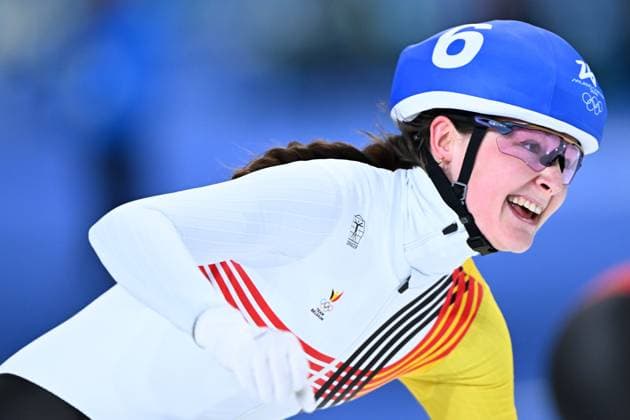 Belgian Fran Vanhoutte reacts after qualifying during the semifinals of the mass start women Speed skating, Eisschnelllauf at the Milano Cortina 2026 Olympic Winter games, Winterspiele,Spiele, Summer games on Saturday 21 February 2026 in Milan, Italy. The XXV Winter Olympics take place from 6 to 22 February 2026 in Italy. JASPERxJACOBS  x164422798x