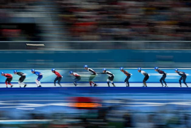 February 21, 2026, Milan, Italy: The men s short track Speed skating, Eisschnelllauf mass start semifinals at the 2026 Milano Cortina Winter Olympics. Olympics 2026: Milano Cortina: Short Track Speed Skating Men s Mass Start  - ZUMAc35_ 20260221_zaf_c35_040 Copyright: xDarrylxDyckx