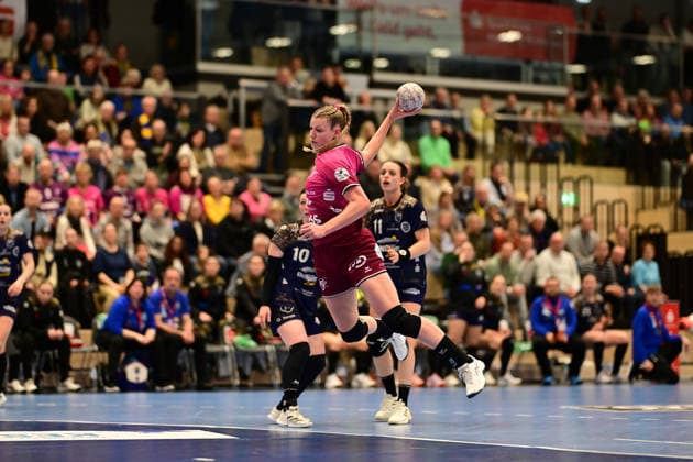 Handball I Frauen I Saison 2025-2026 I 18. HBF I 1. Spieltag I Buxtehuder SV - TuS Metzingen I 21.02.2026 Naina Klein (9, TuS Metzingen) Buxtehude Halle Nord Niedersachsen Deutschland Copyright: xLobeca FelixxSchlikisx