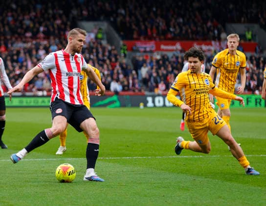 Brentford v Brighton and Hove Albion, London, UK - 21 Feb 2026 Kristoffer Ajer of Brentford during the Premier League match between Brentford and Brighton and Hove Albion at Gtech Community Stadium, London on 21 February 2026 ( London Gtech Community Stadium London England Copyright: xTomxCusden PPAUKx PPA-250018