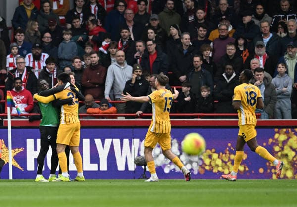 21st February 2026; Gtech Community Stadium, Brentford, London, England; Premier League Football, Brentford versus Brighton and Hove Albion; Diego Gomez of Brighton celebrates on scoring in 31st minute for 0-1  SimonxWest Content restricted for UK based newspaper